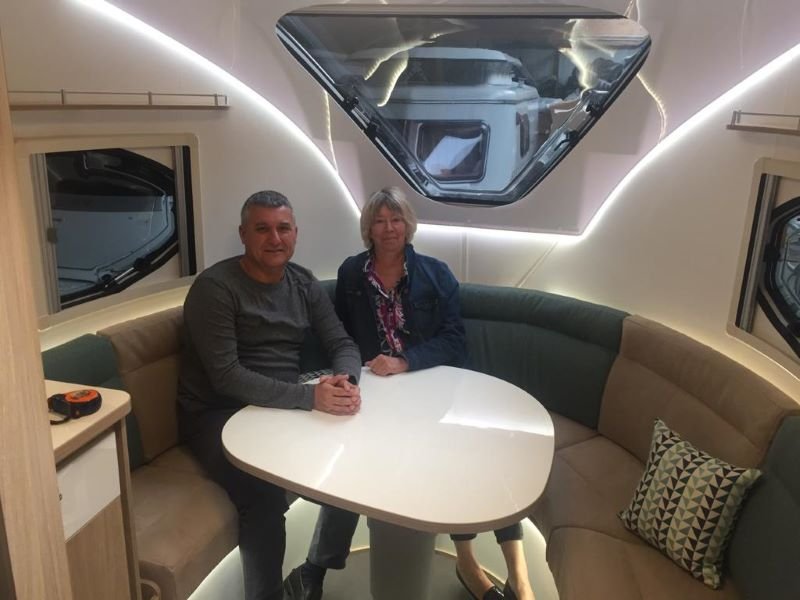 Les heureux propriétaires à la livraison.jpg